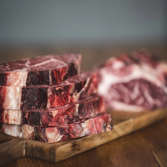 Stek z Antrykotu Rib Eye sezonowany na sucho 30 Dni - PREMIUM - Jałówka BMS3+ WYBIERZ WAGĘ STEKA