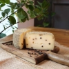 Ser Pecorino z pieprzem PREMIUM - Pecorino Toscano Stagionato con Pepe Nero DOP na wagę