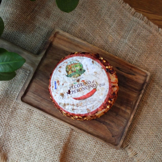 Ser Pecorino z peperoni PREMIUM - Pecorino Toscano Stagionato con Peperoncino DOP na wagę