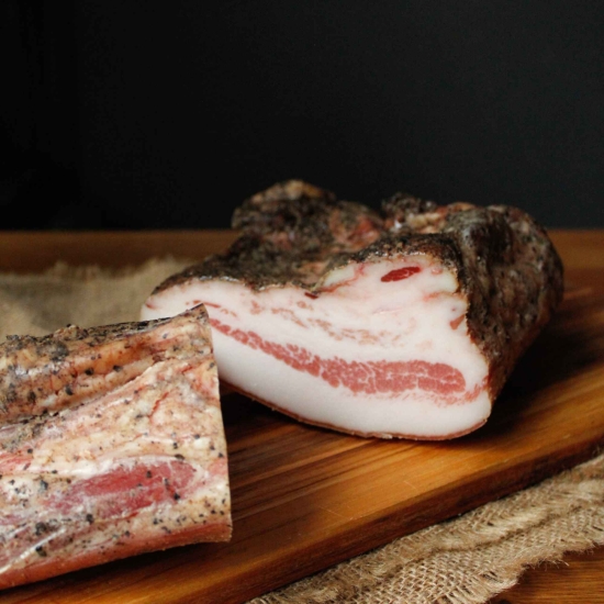 Dojrzewające podgardle Mamma Tina -  Guanciale