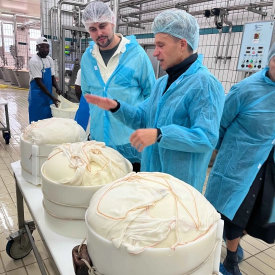 Krem parmezanowy - Parmigiano Reggiano - 993 Caseificio Cavola