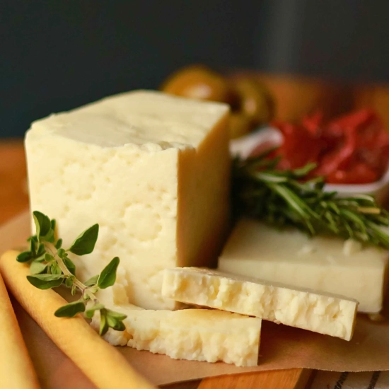 Pecorino Romano DOP - Dojrzewający ser owczy na wagę